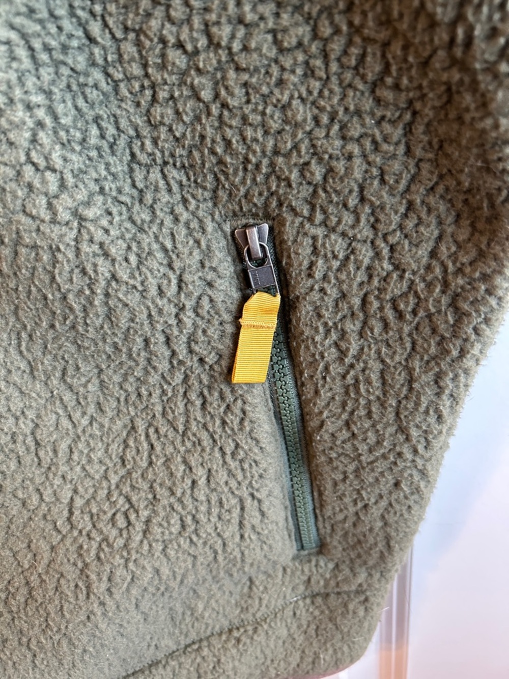 Patagonia Olive Green Sherpa Fleece Vest with Yellow Zipper Pulls  #38 - Picture 3 of 8